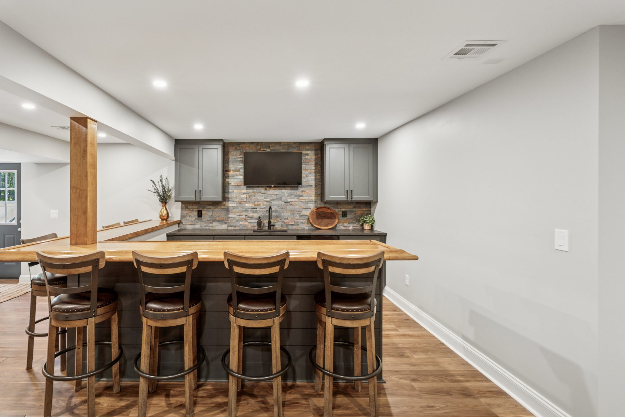 basement-remodel-east-coventry-pa-angle-04