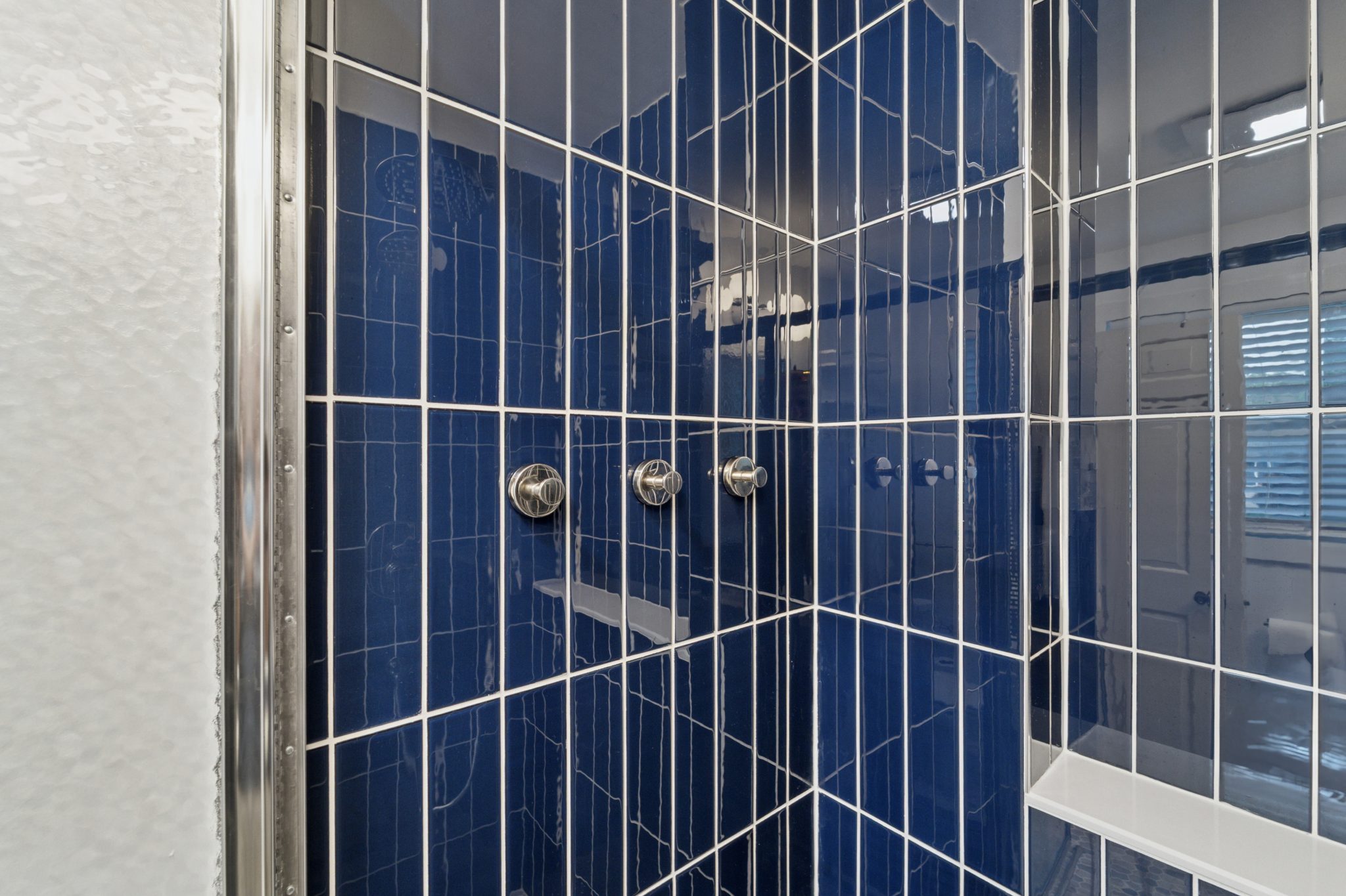 bathroom-west-chester-angle_01